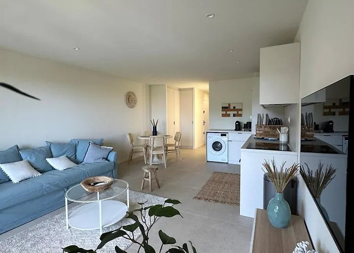 Le Bleu De Giens Апартаменти *