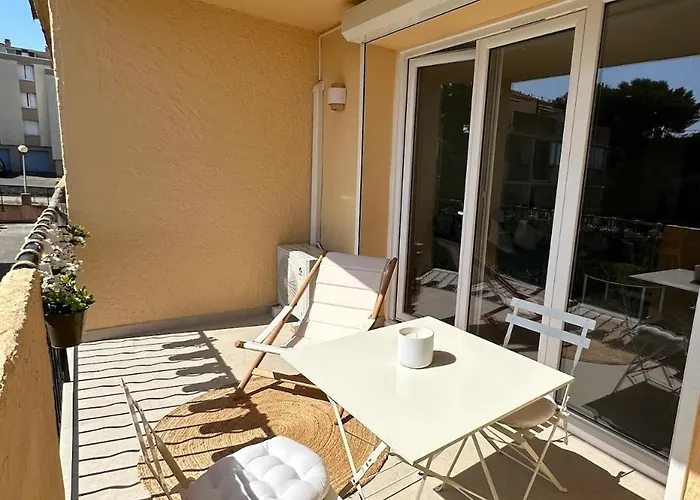 Апартаменти Le Bleu De Giens